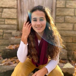 Meet your Posher, Isabella
